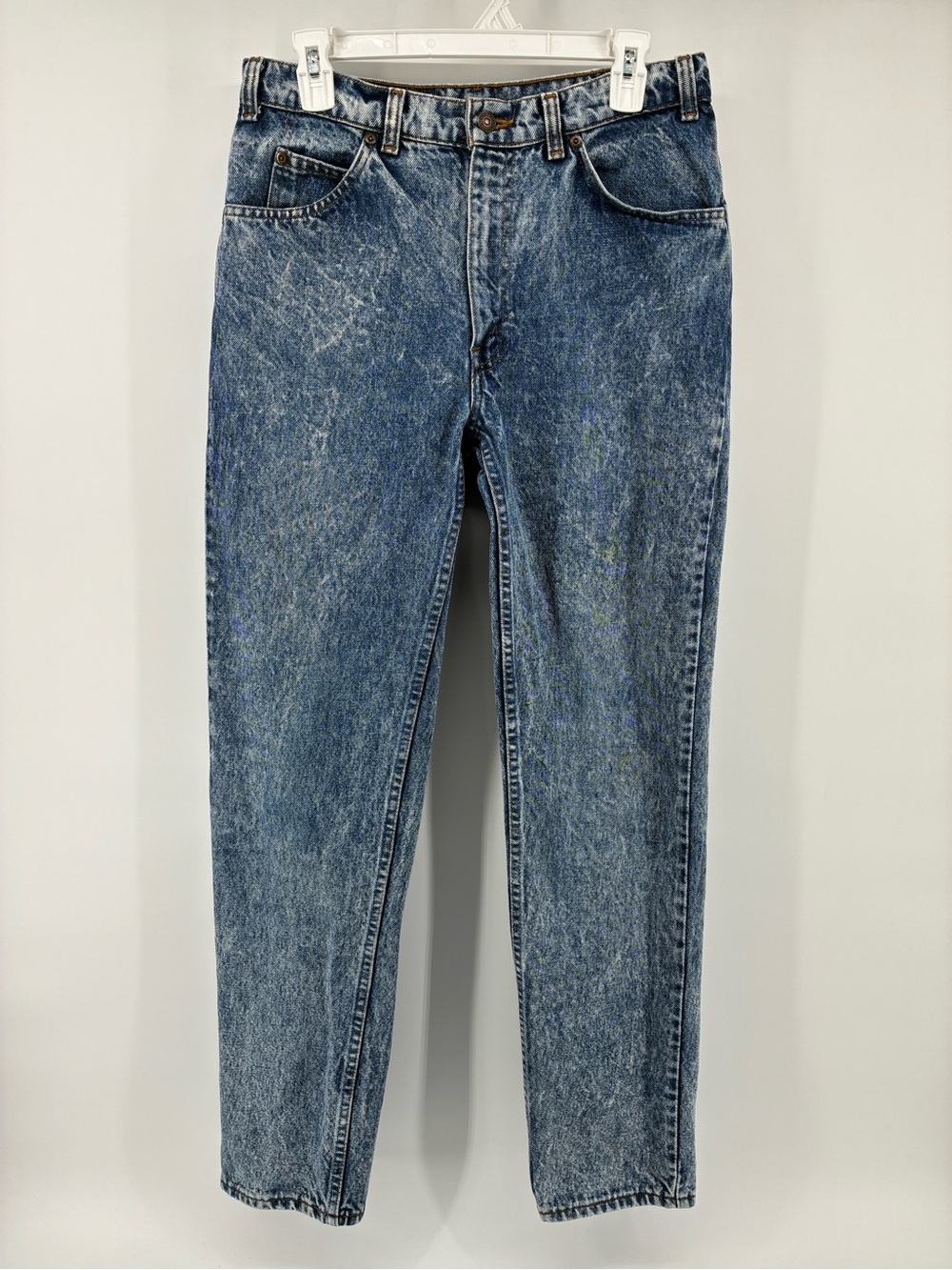 Vintage Levi’s High-Waist Acid Wash Jeans - Blue